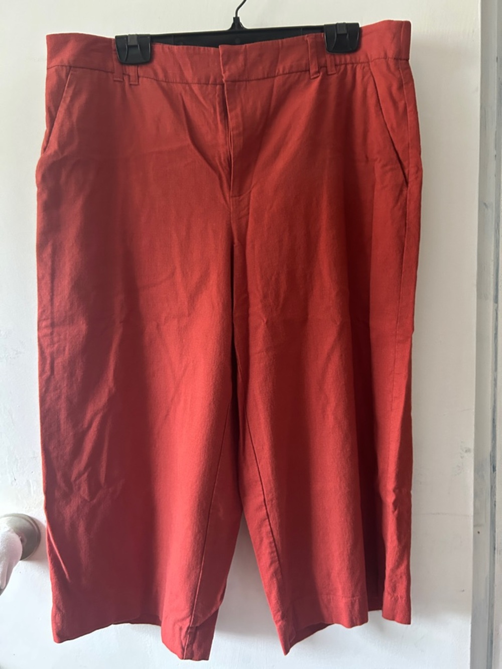 Reitmans Rust Red Cropped Wide-Leg Pants